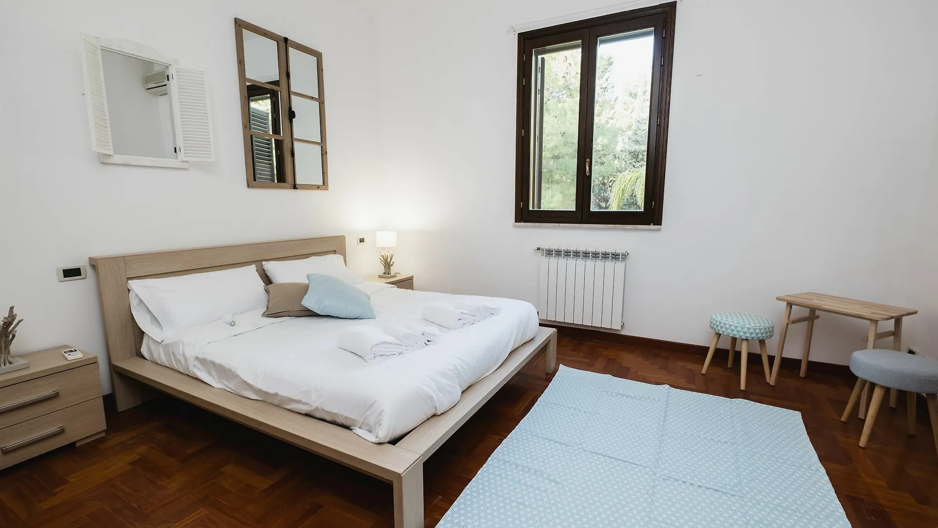 Luminhouse Apartments Mondello Palermo