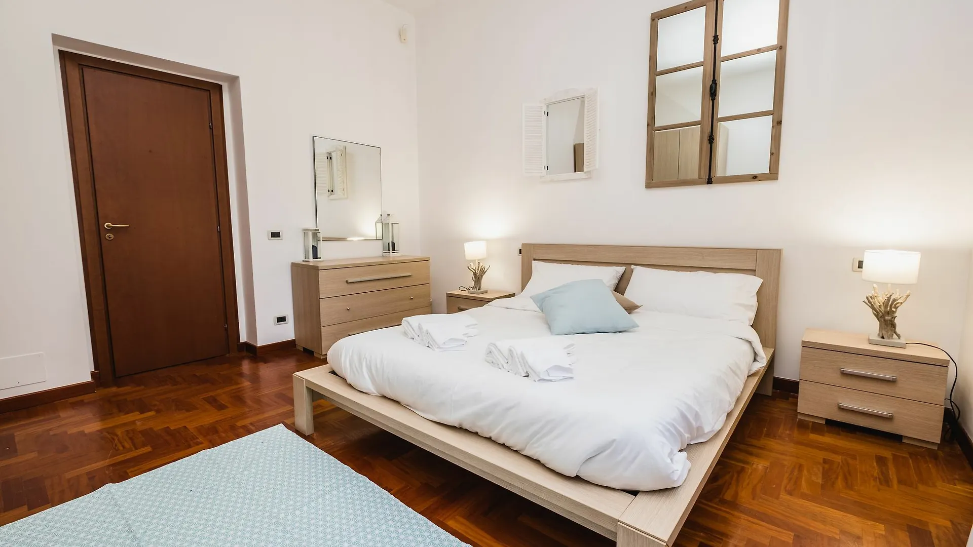 Luminhouse Apartments Mondello Palermo