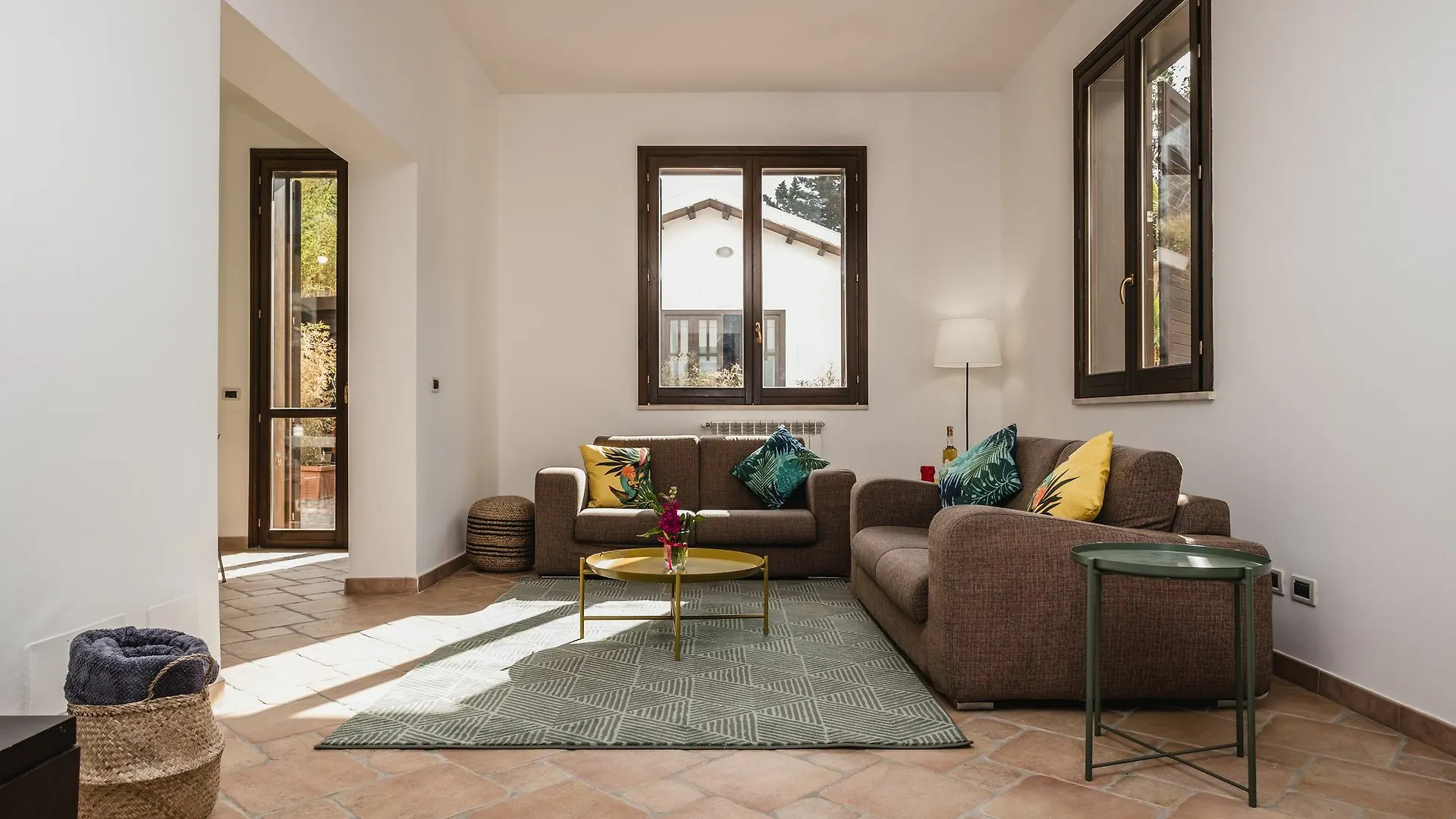 Luminhouse Apartments Mondello Palermo 0*,  Italy